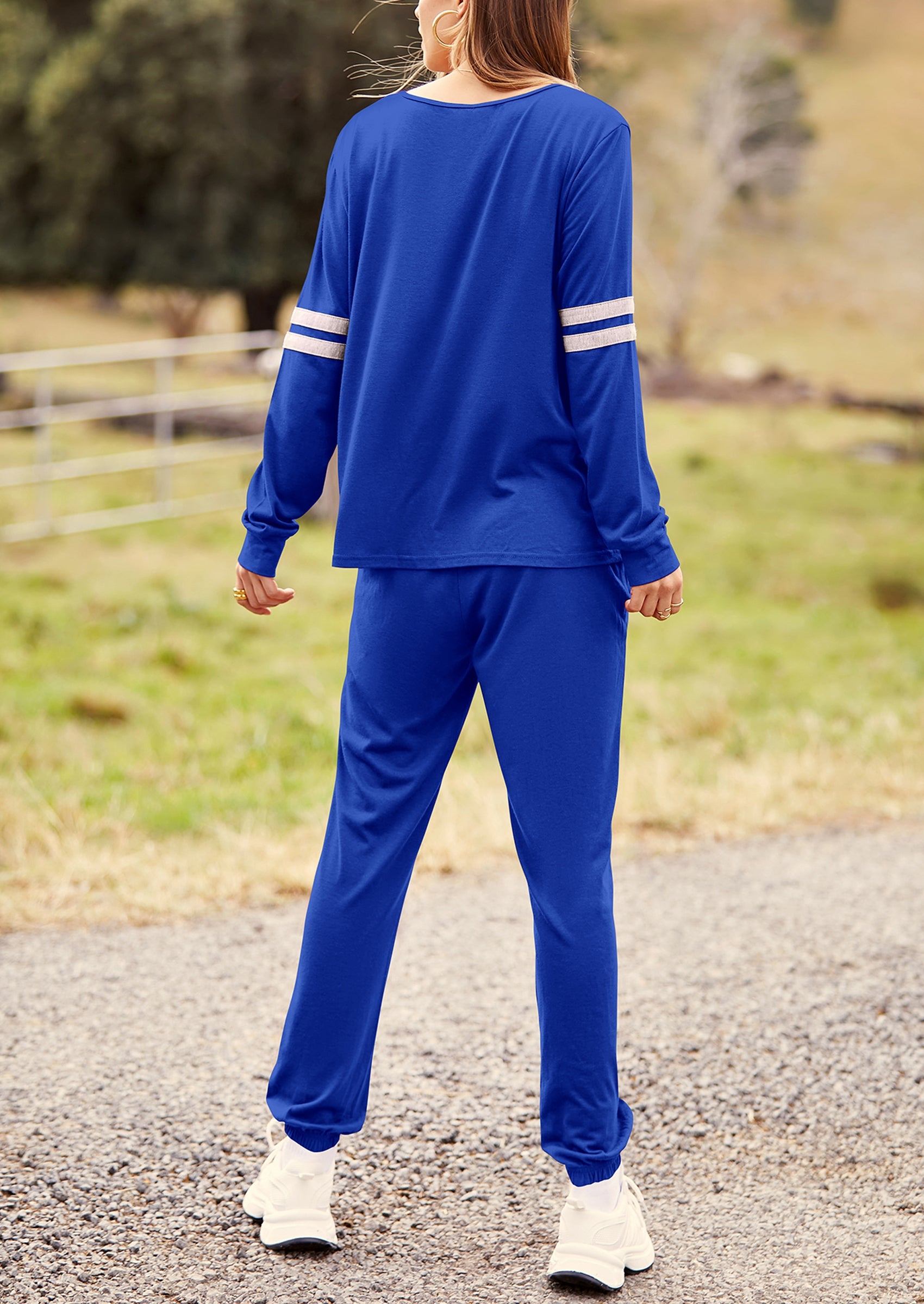 Chichi Women's Color Block 2 Piece Spring Tracksuit Crewneck Long Sleeve Tops Long Sweatpants Outfits Lounge Sets Dark Blue
