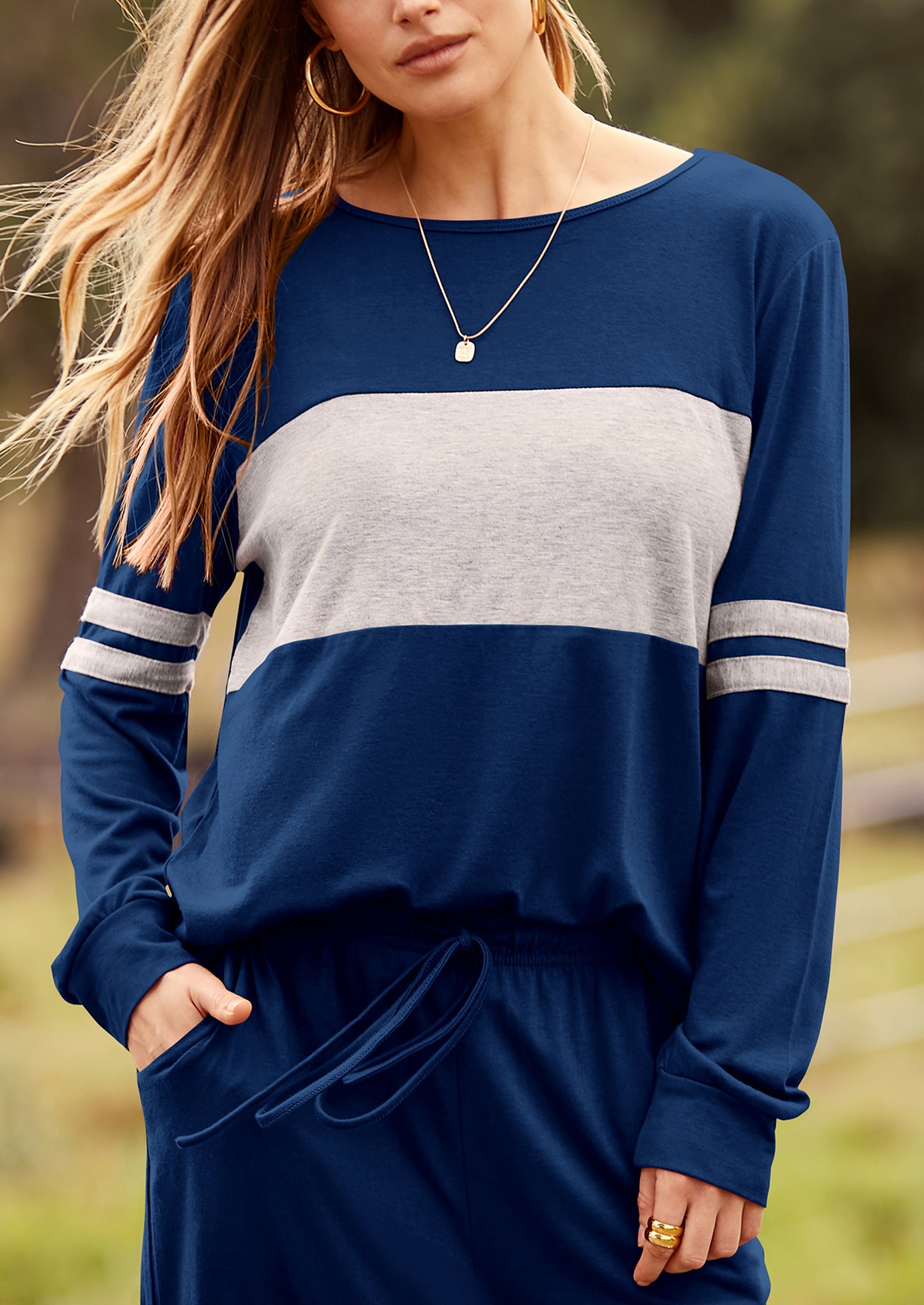 Chichi Women's Color Block 2 Piece Spring Tracksuit Crewneck Long Sleeve Tops Long Sweatpants Outfits Lounge Sets Blue