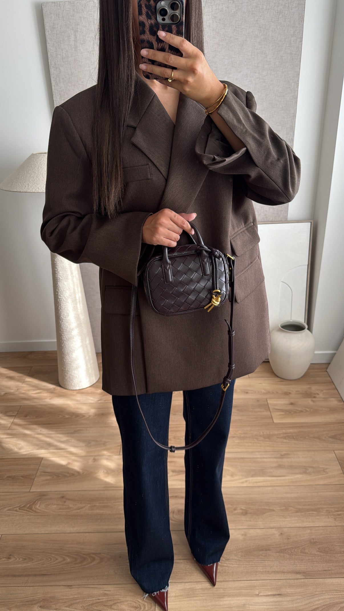 Twisted handbag [maroon/gold]