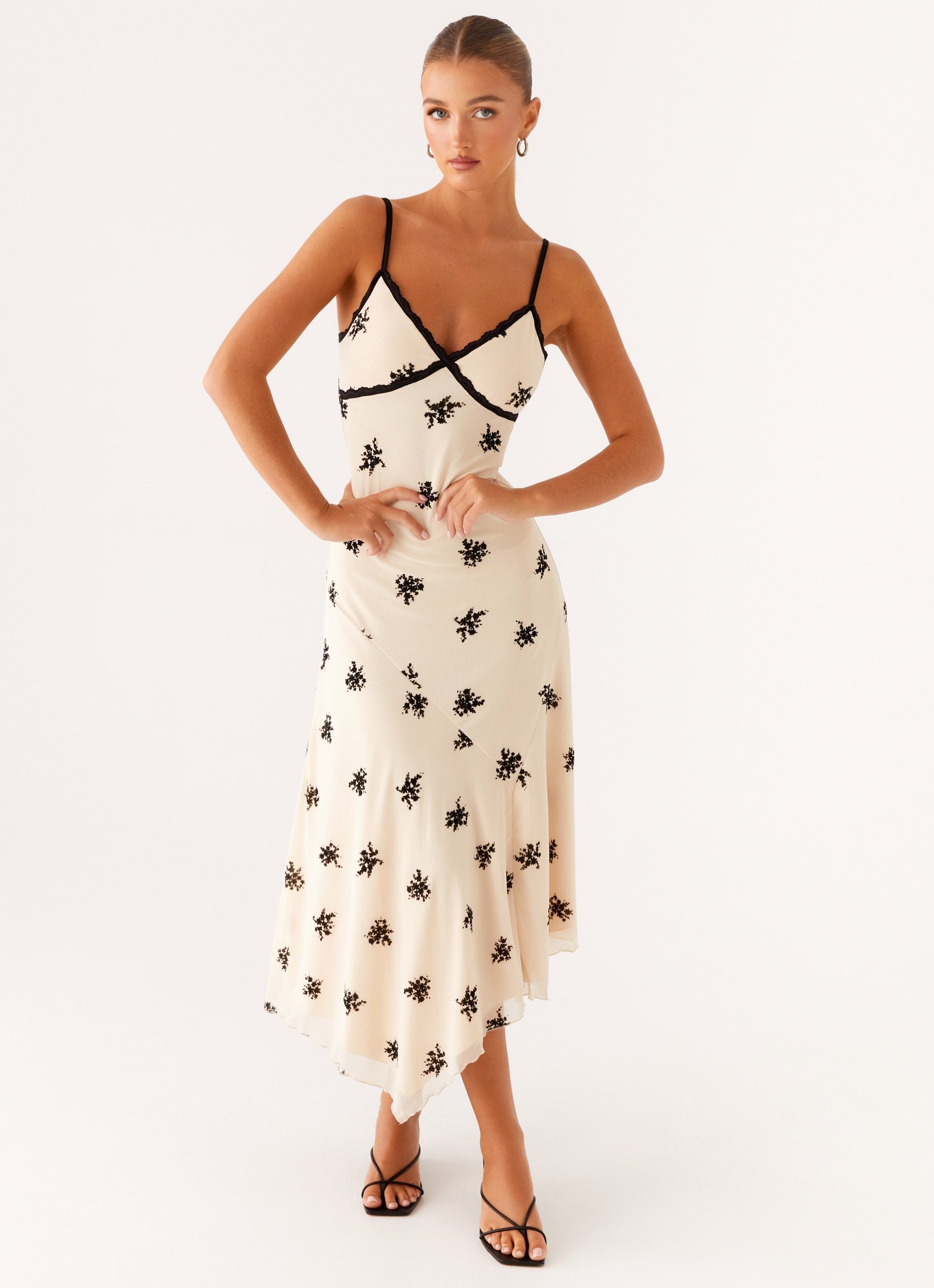 Amy | Elegant Midi Dress White