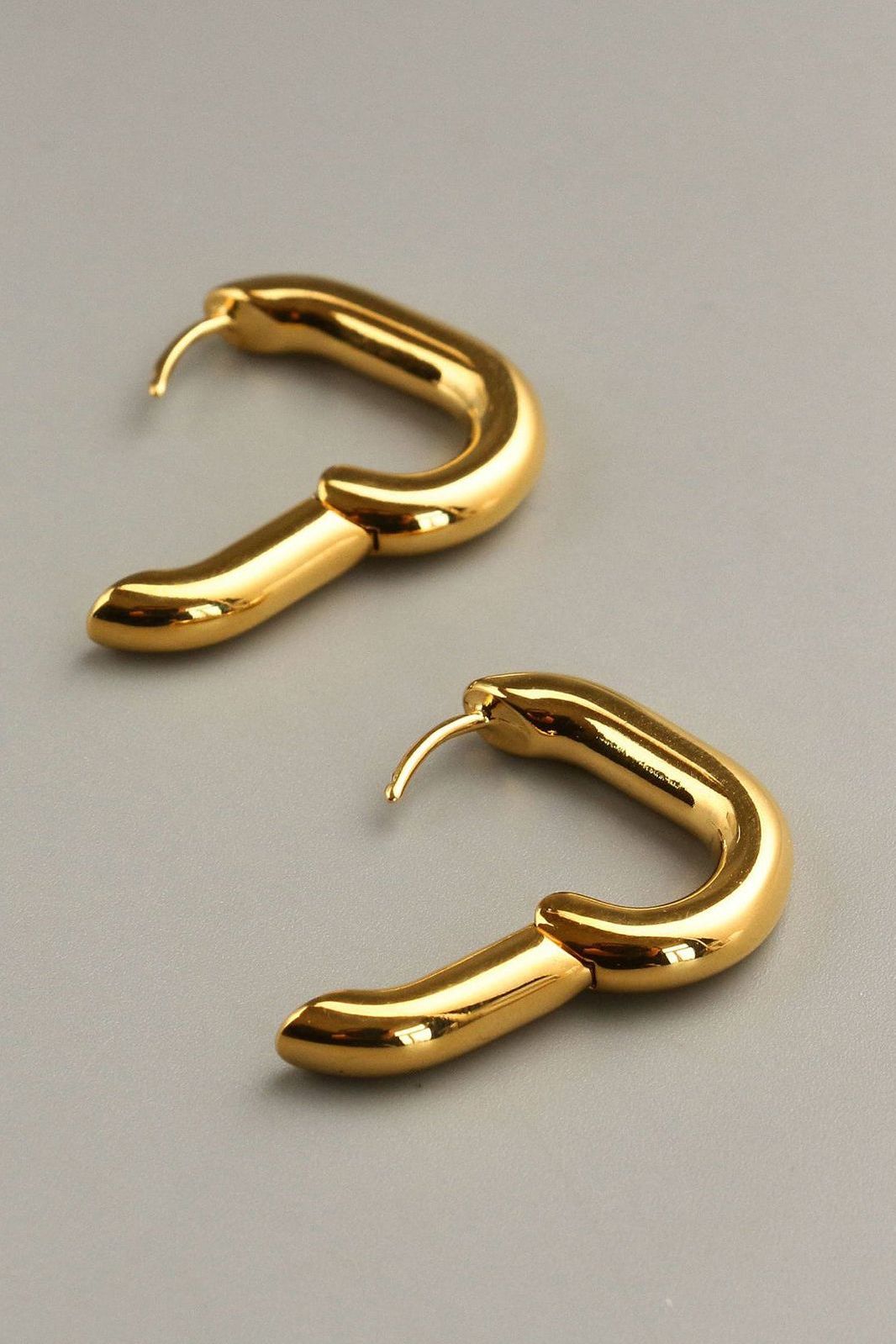 Louise - Mini Rectangular Earrings Gold