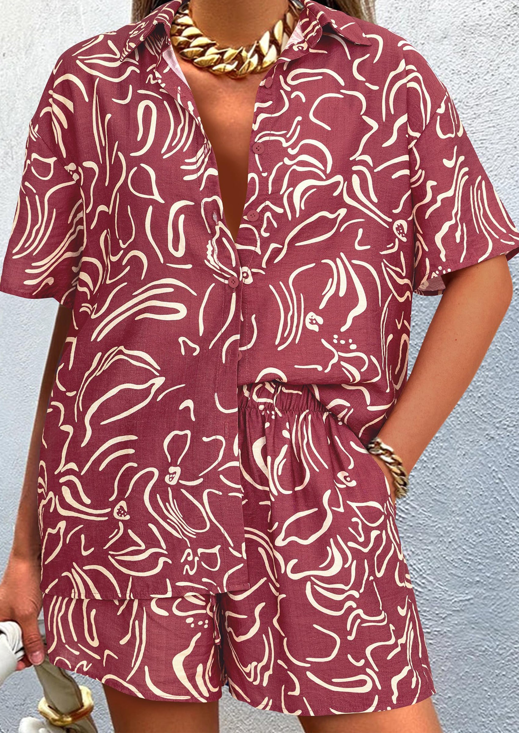 Chichi Women Summer 2 Piece Sets Printed Short Sleeve Tops Lounge Shorts Beach Vacation Outfits Beige