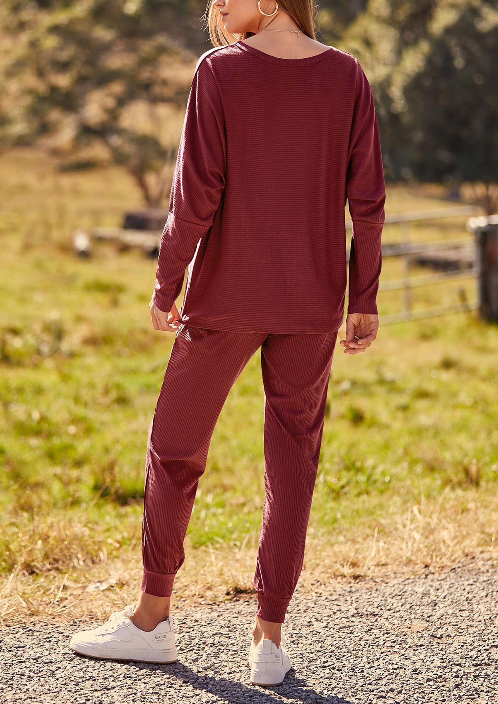 Chichi Women's Fall 2 Piece Lounge Set Long Sleeve Tops Ribbed Pants Spring Matching Sweatsuit Travel Outfits Clothes Brown Red