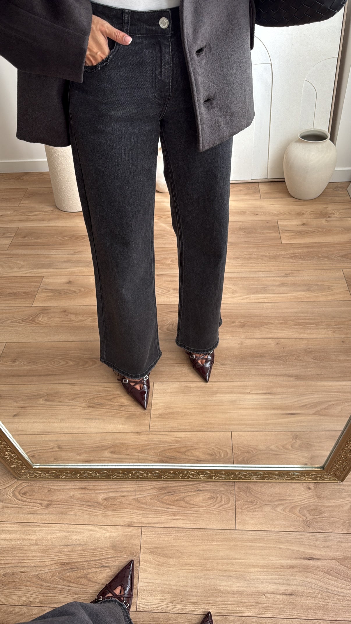 Wide leg jeans [black]