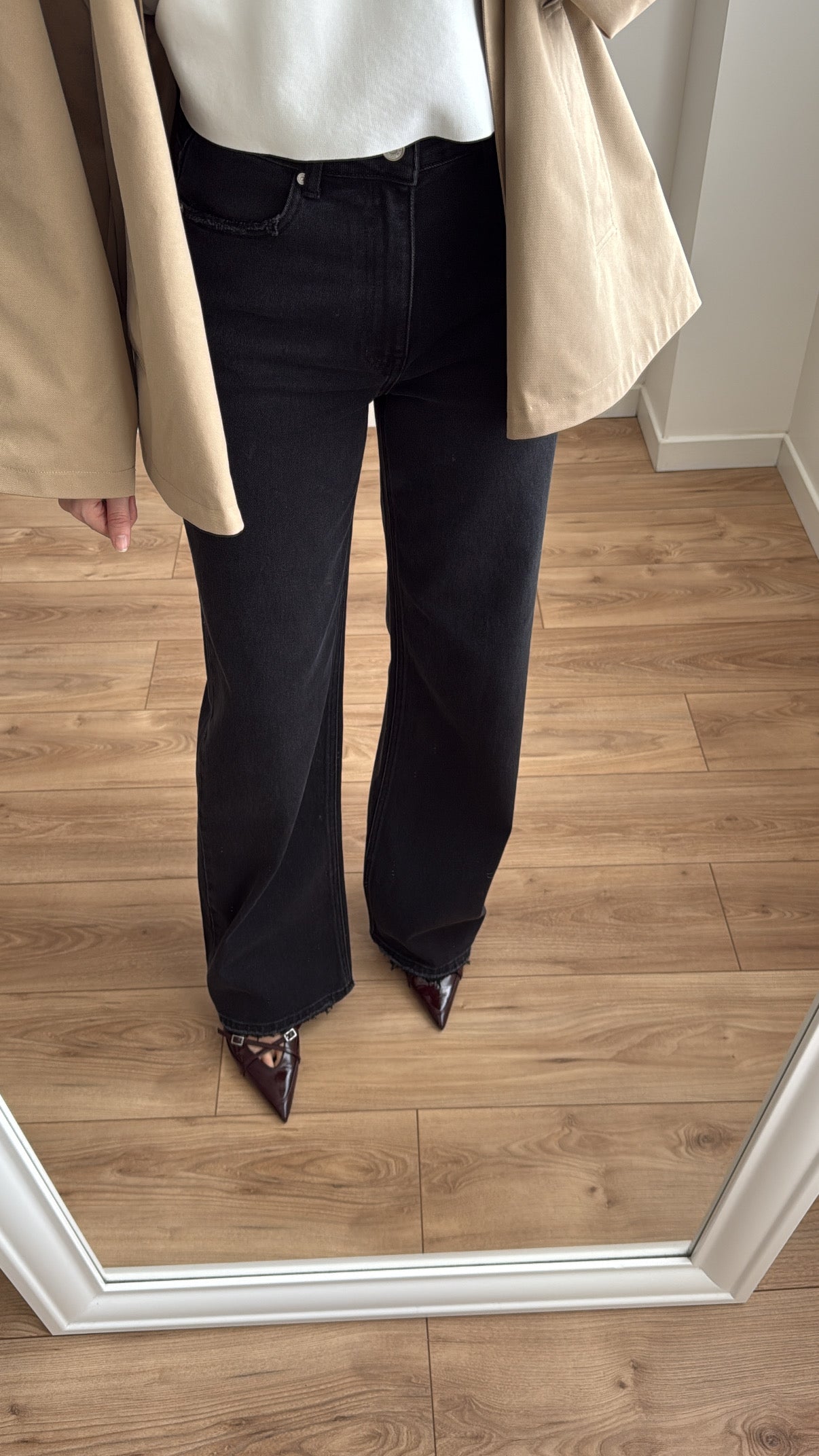 Wide leg jeans [black]