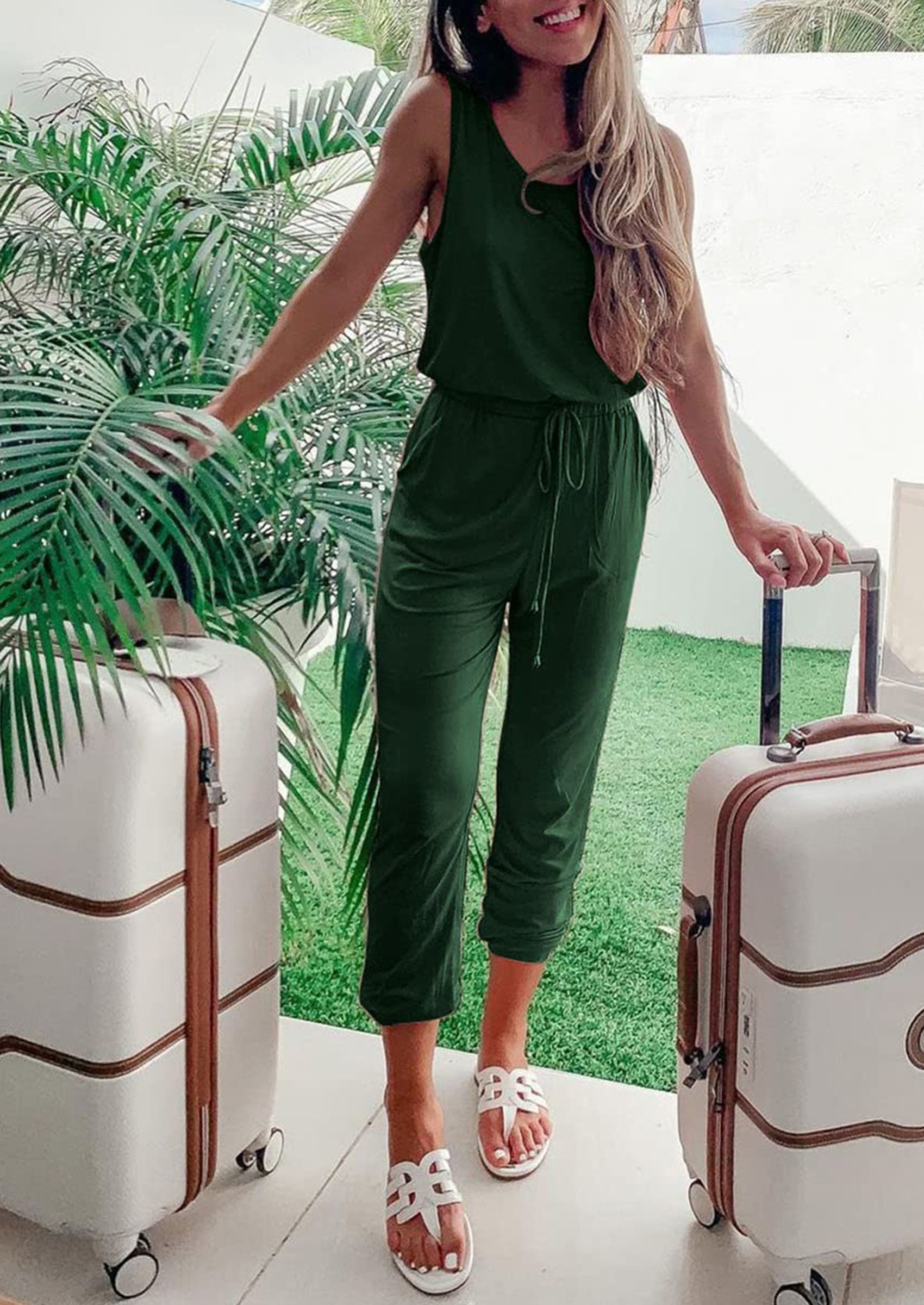 Chichi Two Piece Outfit Sets Casual Sleeveless Crewneck Tops and Sweatpants Dark Green