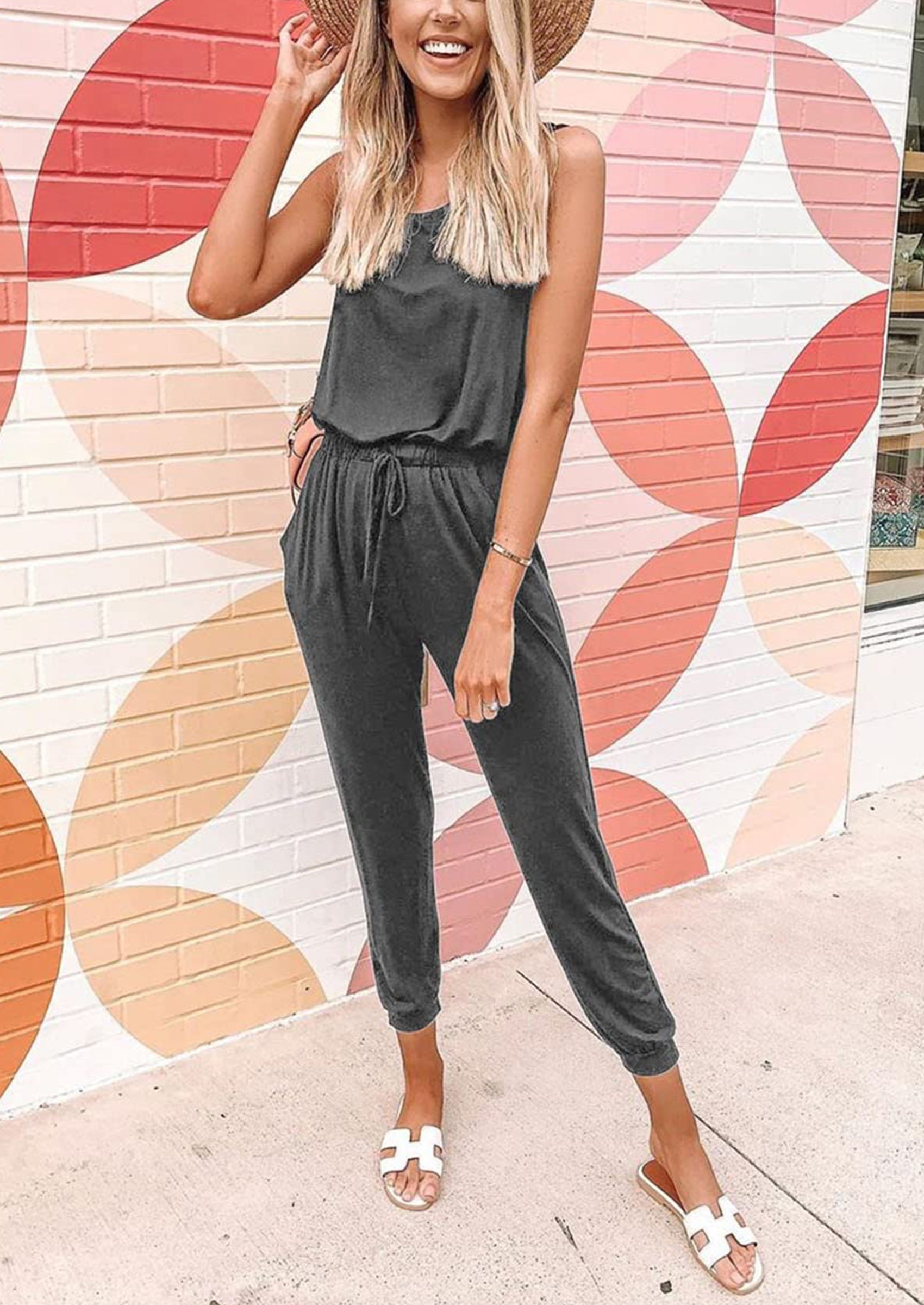 Chichi Two Piece Outfit Sets Casual Sleeveless Crewneck Tops and Sweatpants Light Grey