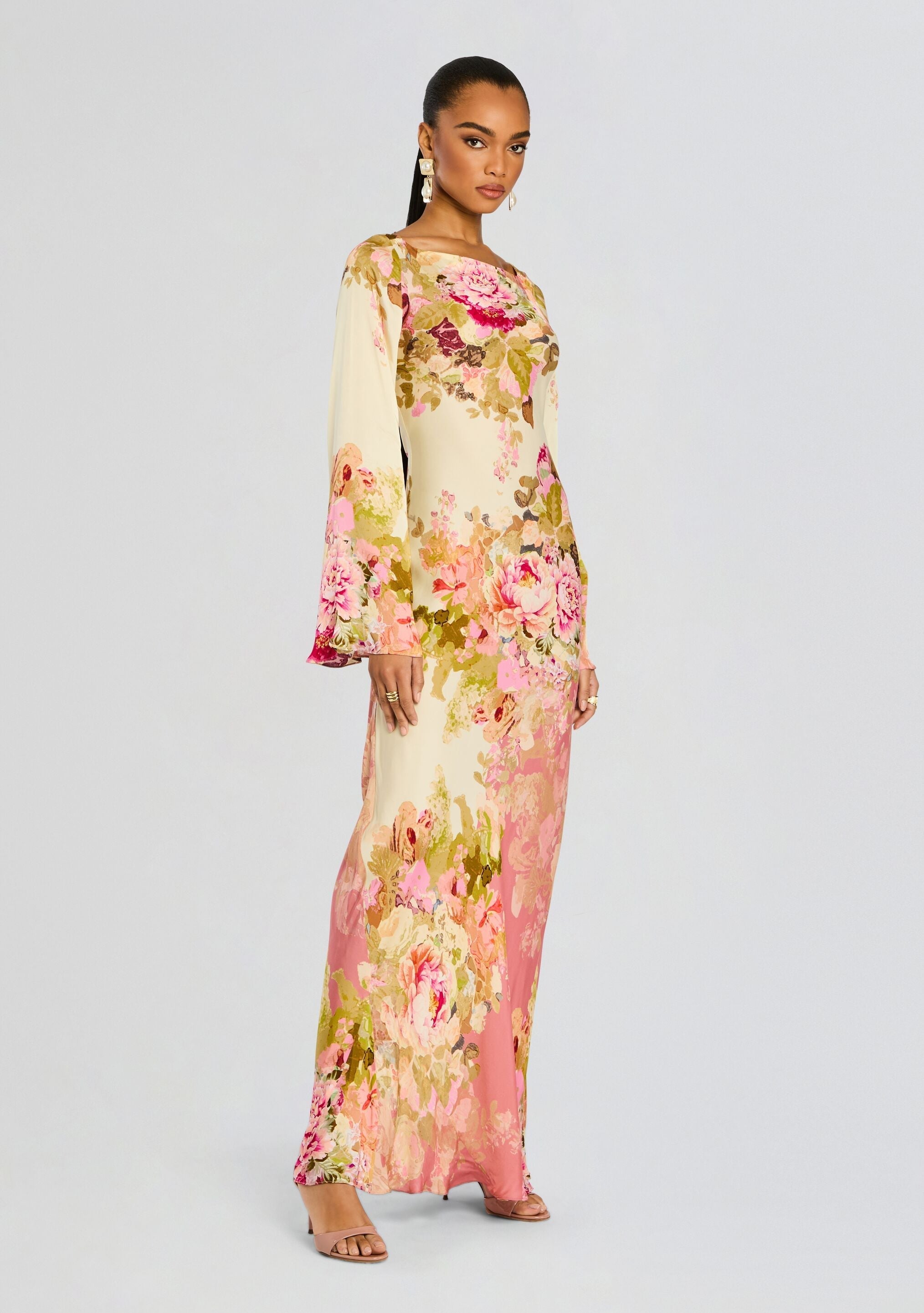 Isla | Bell-Sleeve Floral Maxi Dress