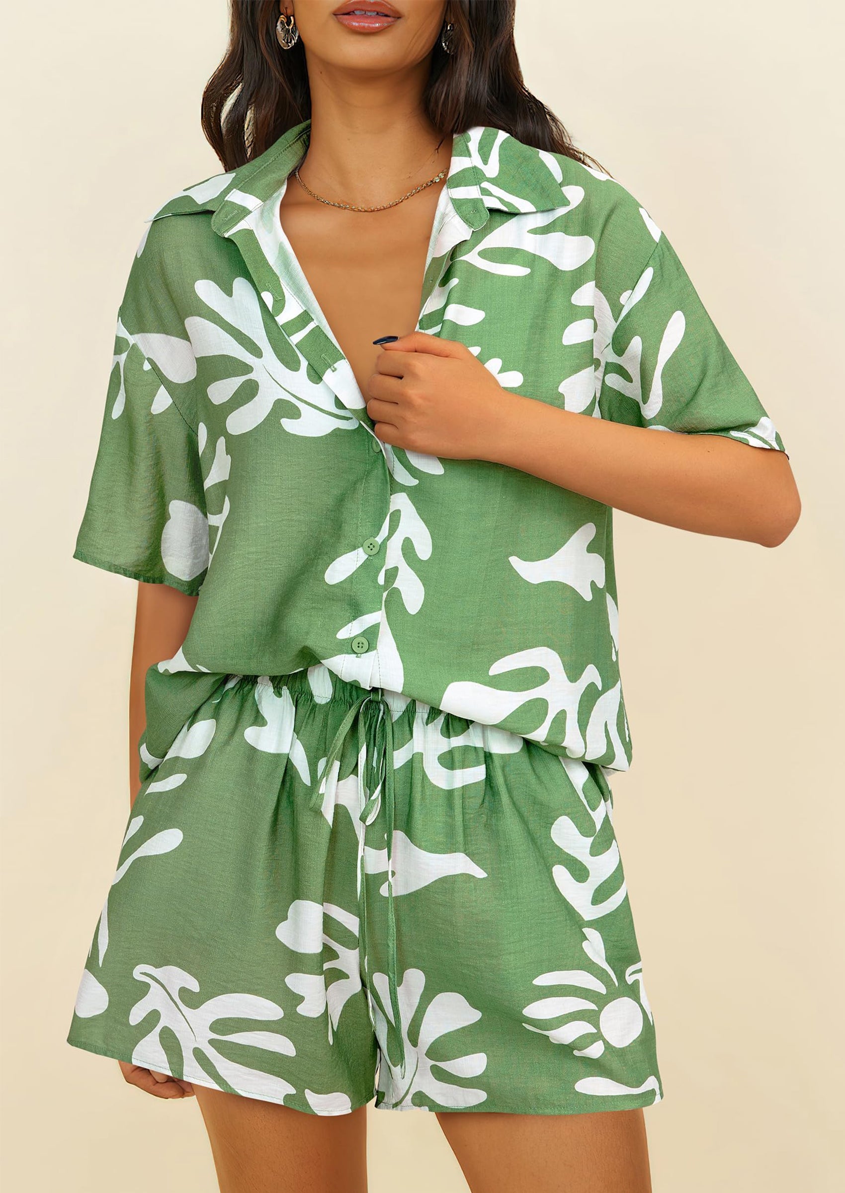 Chichi Women Summer 2 Piece Sets Printed Short Sleeve Tops Lounge Shorts Beach Vacation Outfits Green
