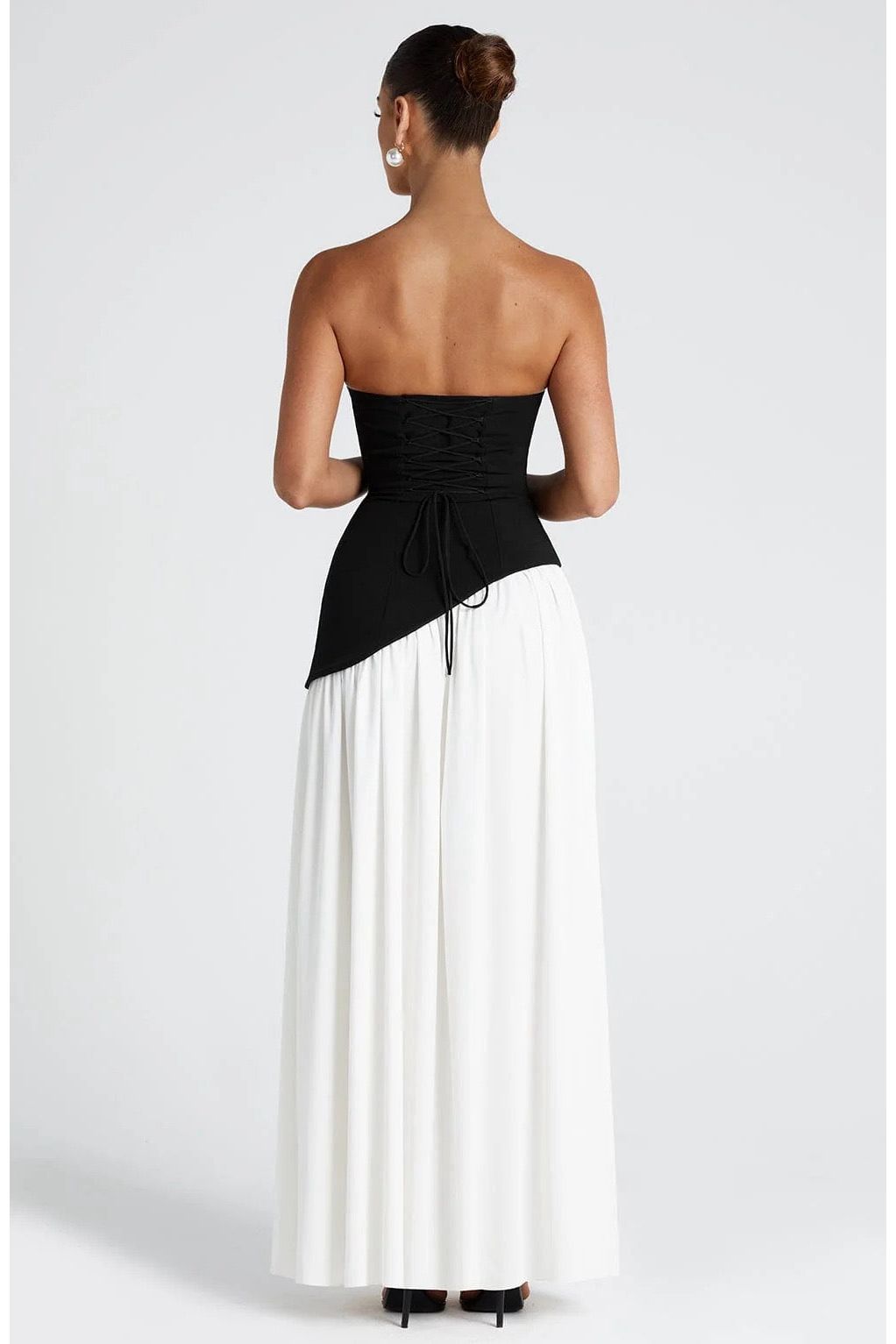 Sainte | Elegant Maxi Dress Black White
