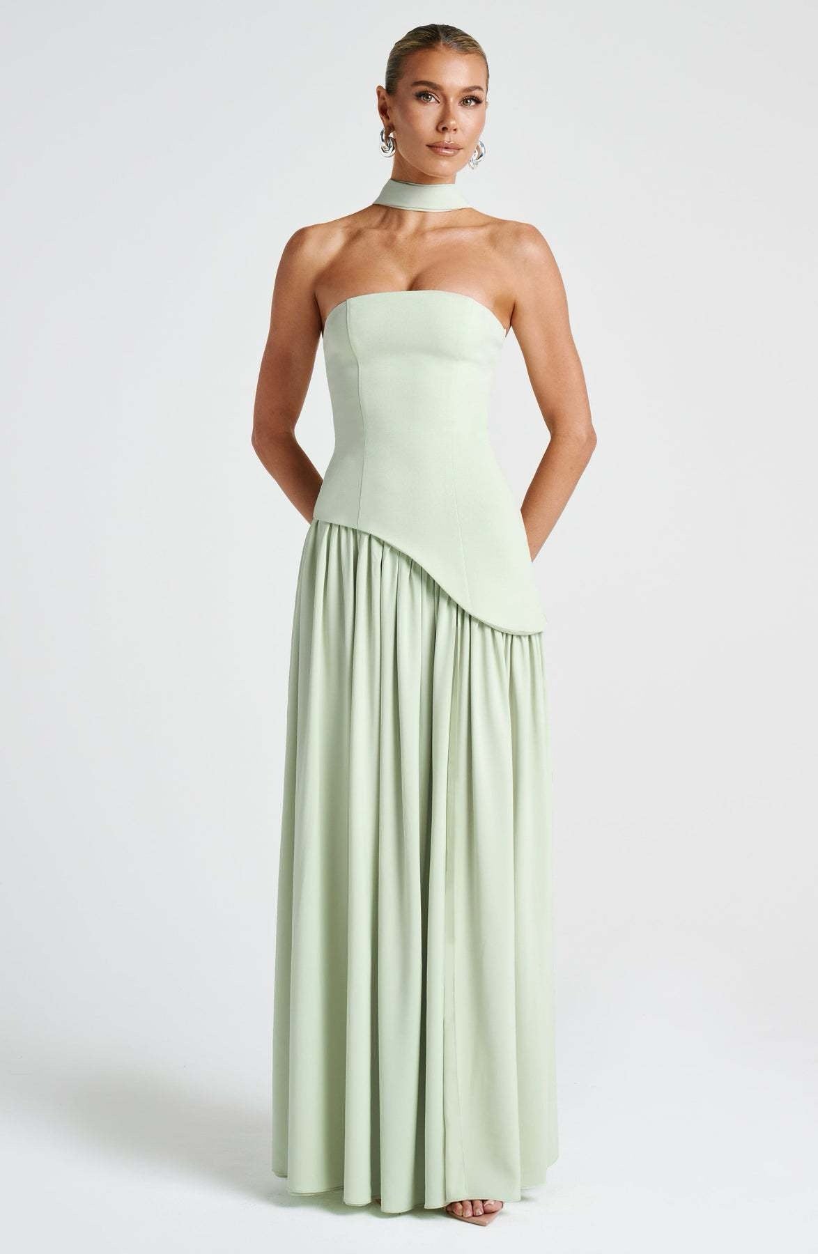 Sainte | Elegant Maxi Dress Light Green