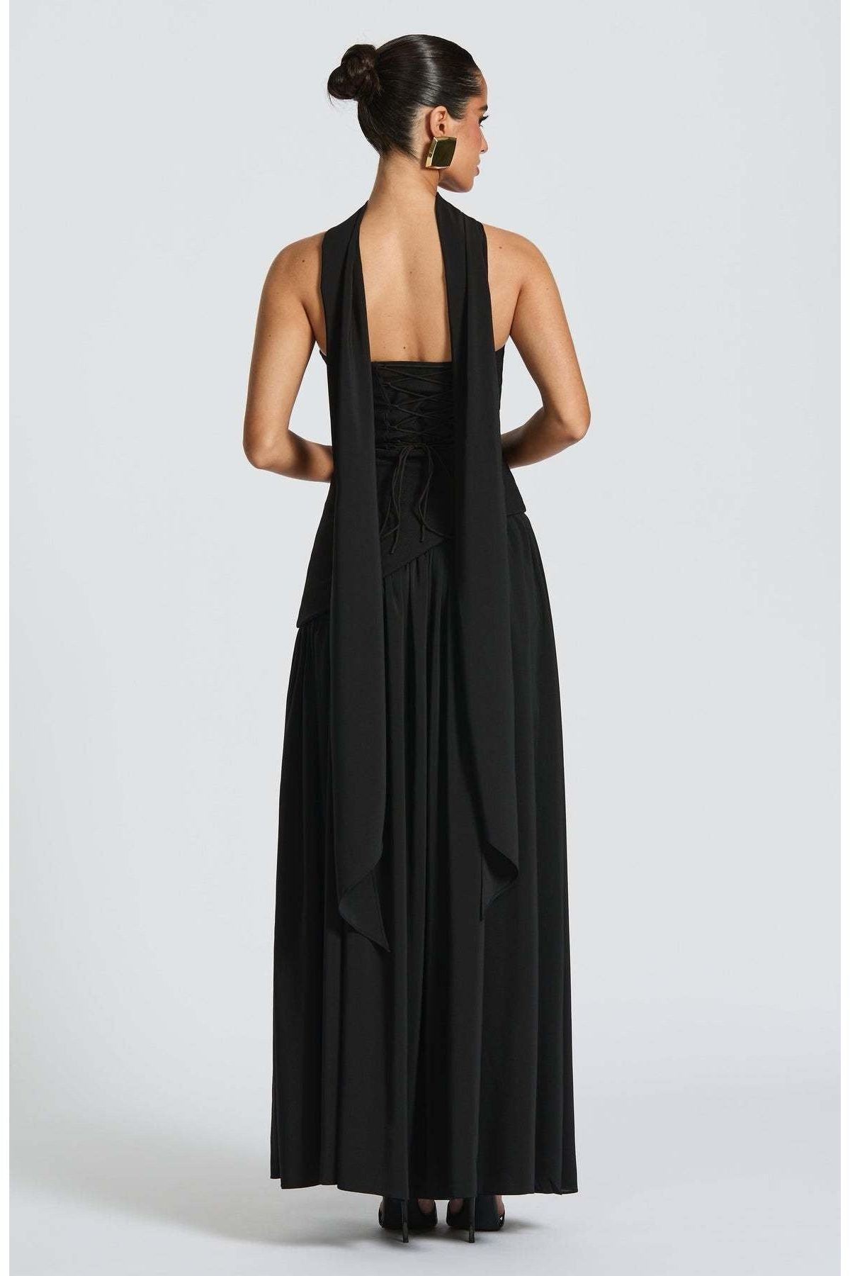 Sainte | Elegant Maxi Dress Black