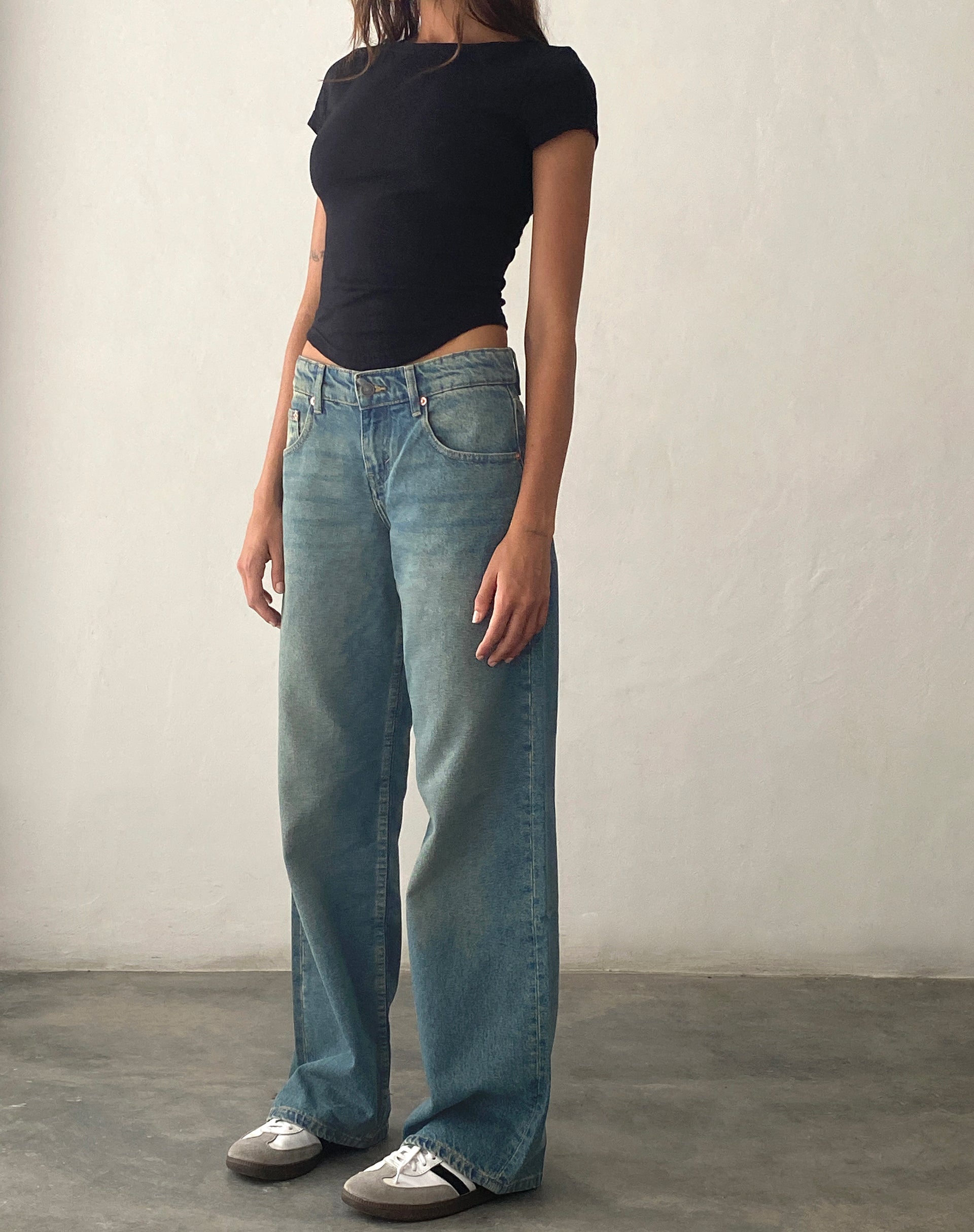 Ariella | Low Rise Jeans Vintage Blue Washed