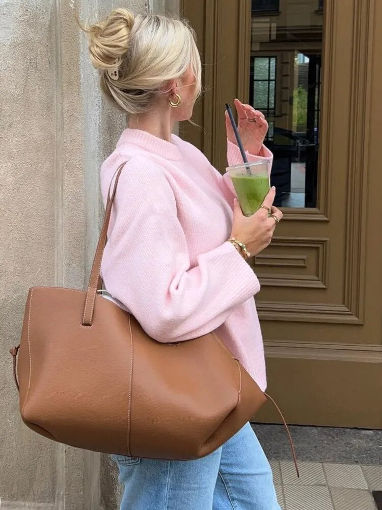 Eline | Pink Sweater Pink