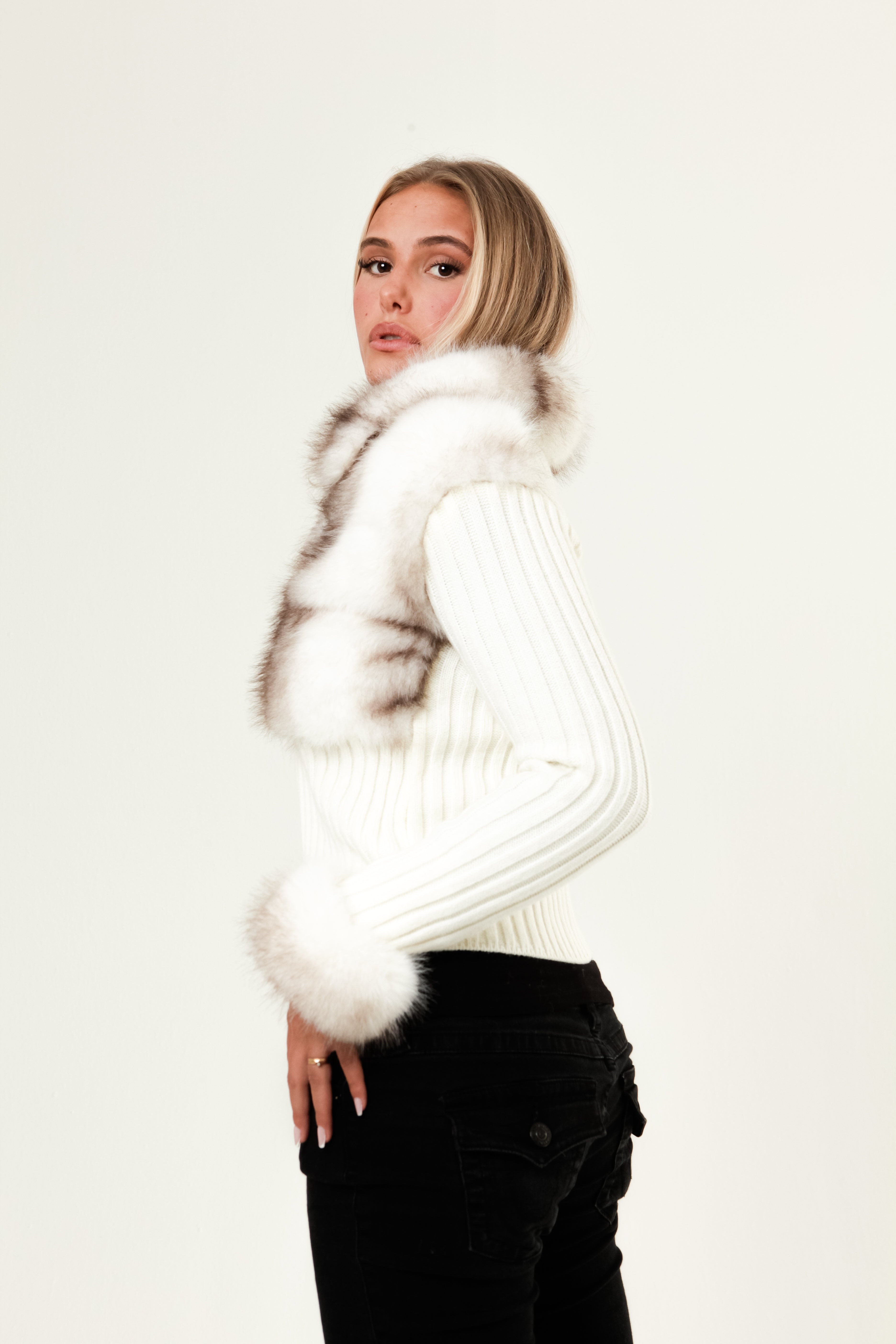 Mia | Fur Jacket White