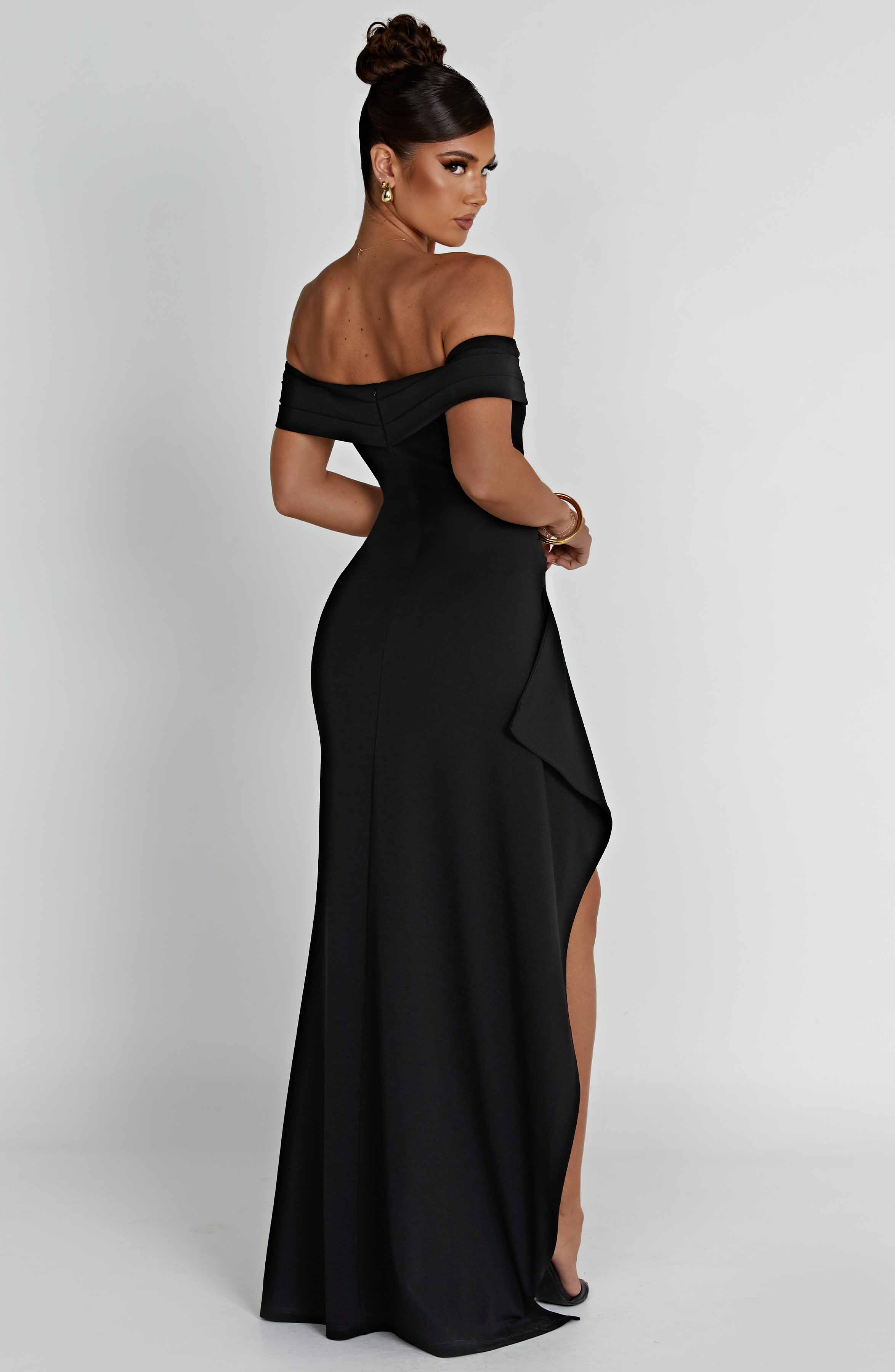 Amoura | Off-Shoulder Maxi Dress Black
