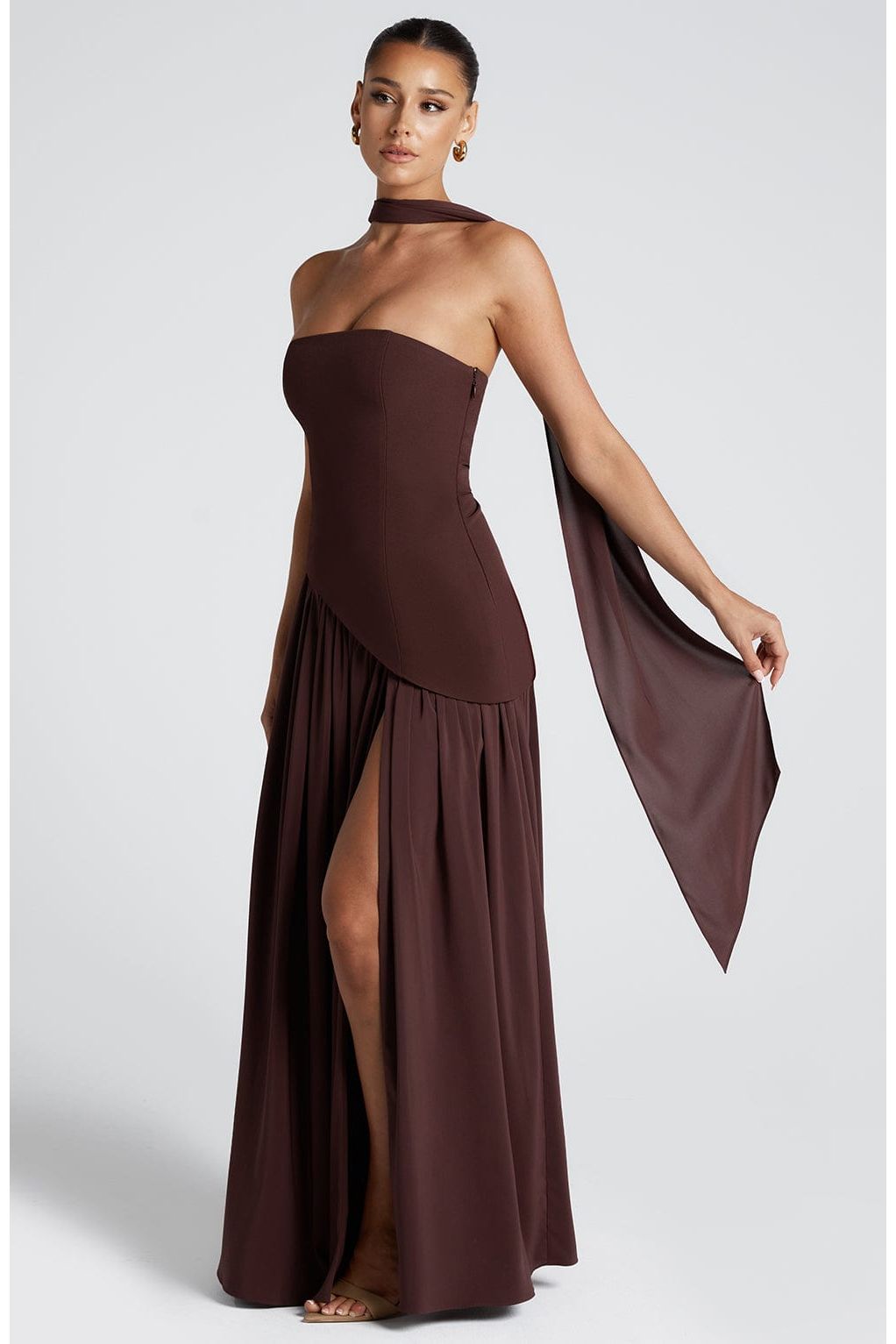 Sainte | Elegant Maxi Dress Brown