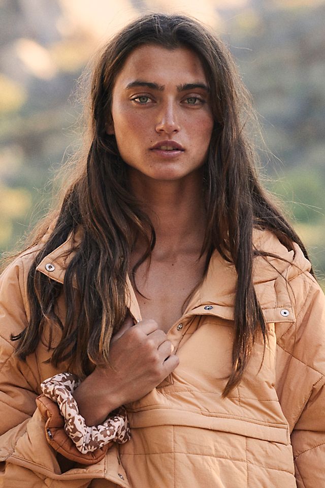 Anora | Pullover Puffer Camel